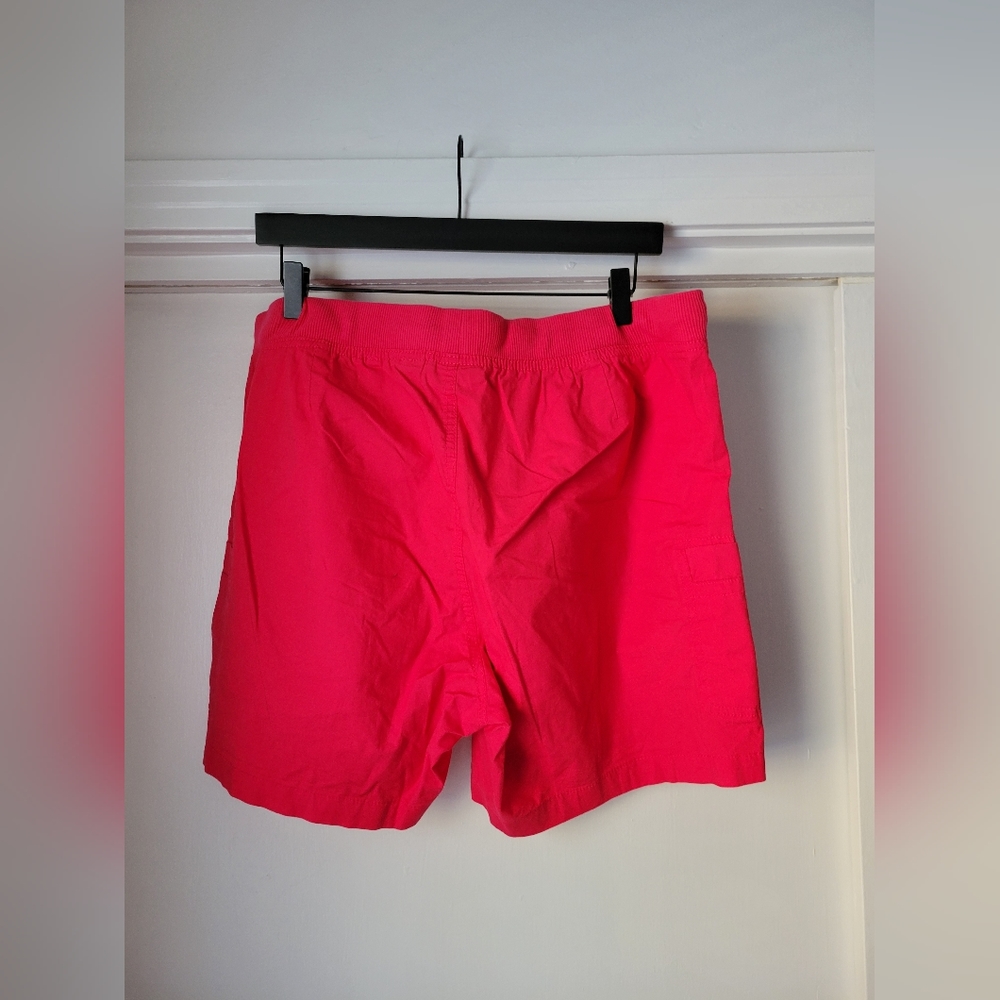 Pink shorts - Picture 2 of 3